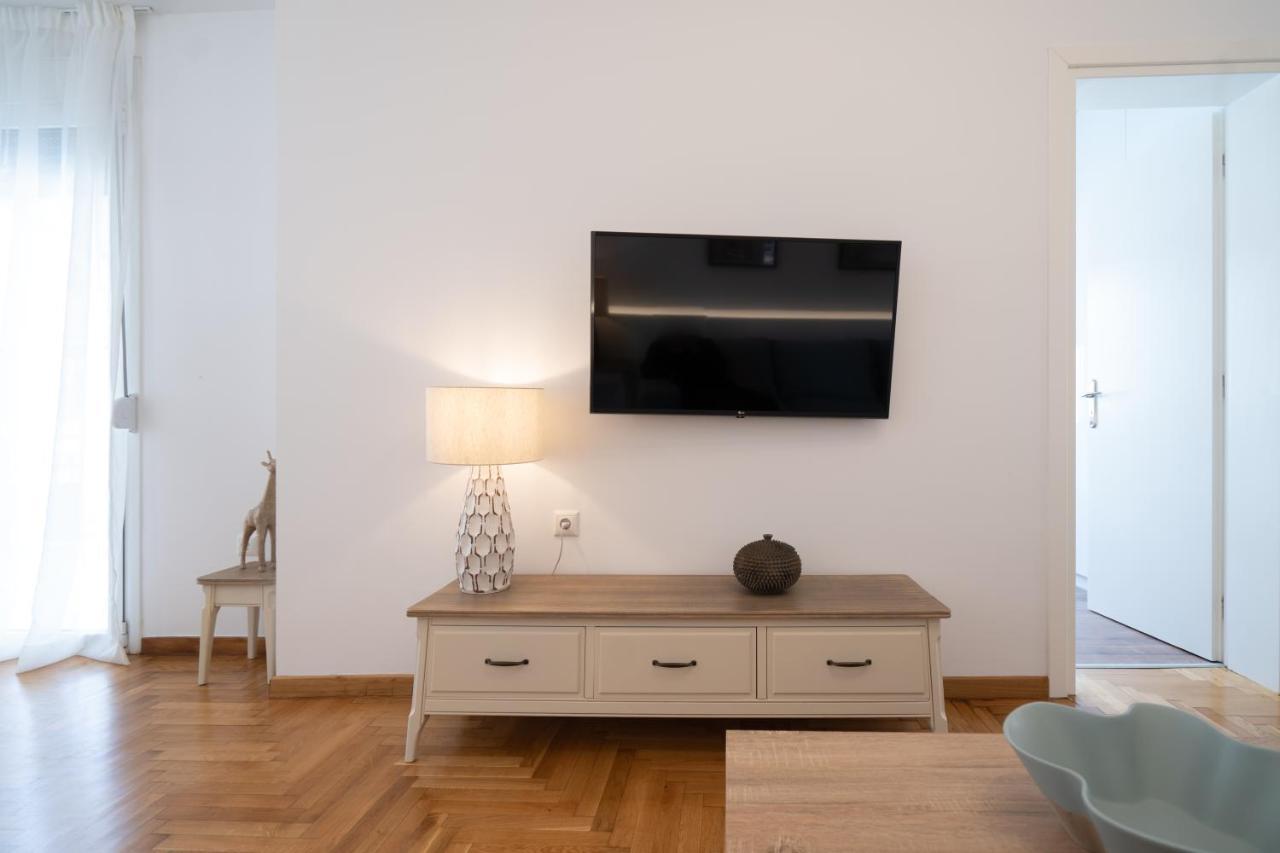 Athens Experience In Exarchia, Big Terrace Apartment Exterior photo